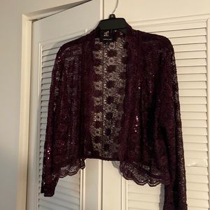 Delicate material - great as an accessory to a dress gown